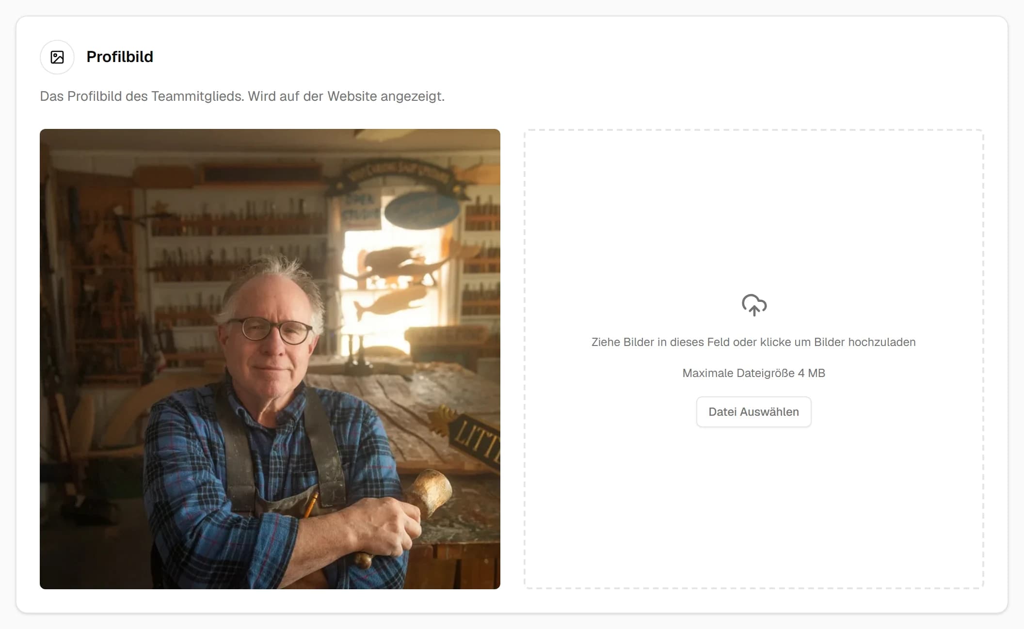 Karte 'Profilbild' mit dem gespeicherten Foto von Thomas Wagner links und dem Feld zum Hochladen rechts (höchstens 4 MB)